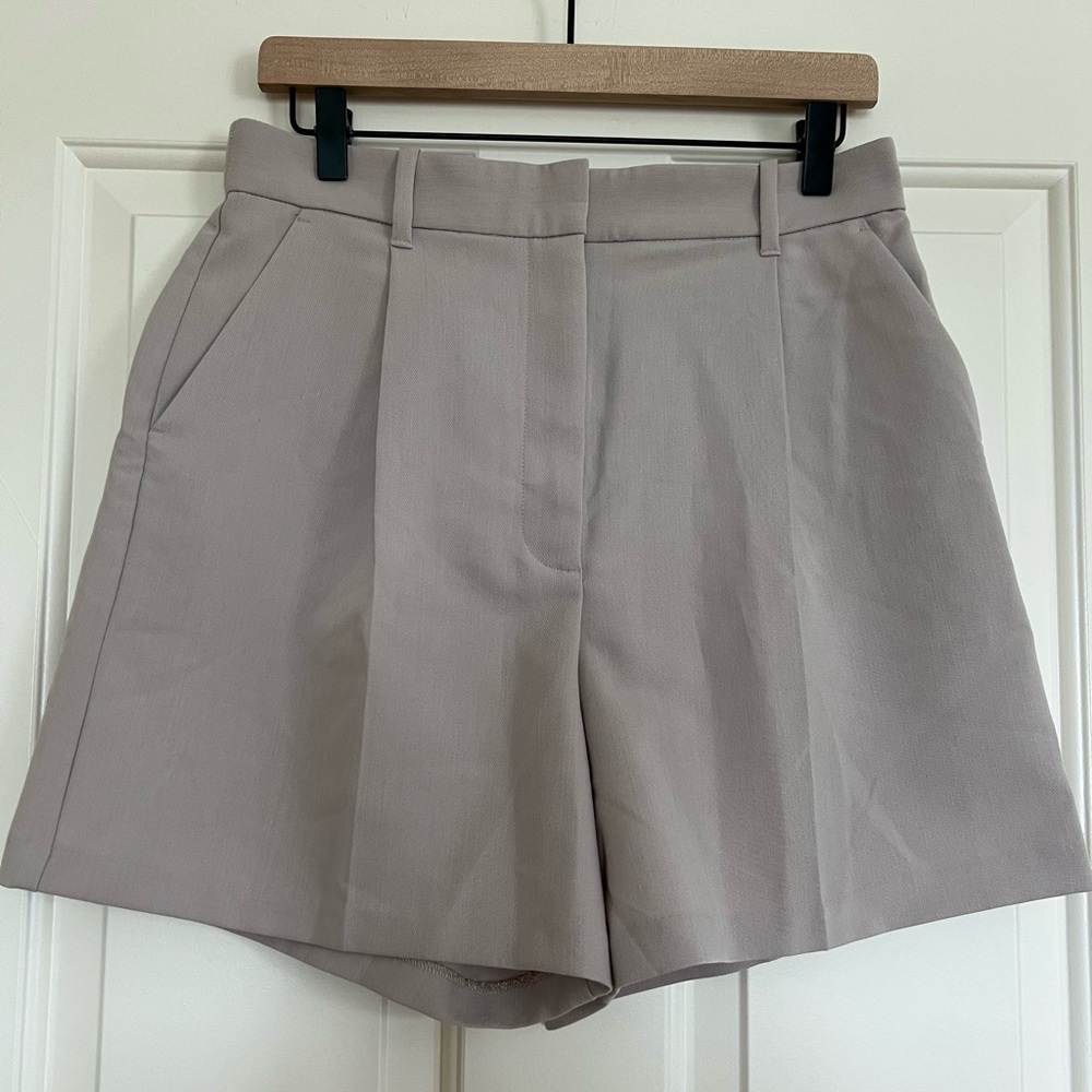 Abercrombie & Fitch Ultra High Rise Taupe Tailored Shorts